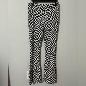 No Boundaries Black and White Checkered Pattern Pants